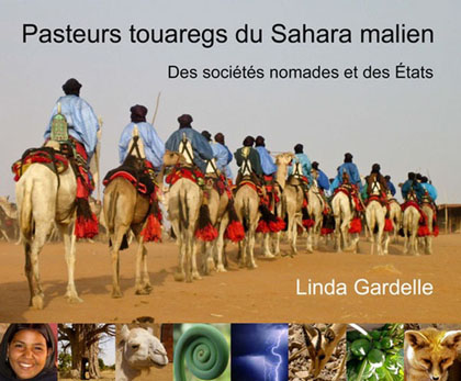 Pasteurs touaregs dans le Sahara malien